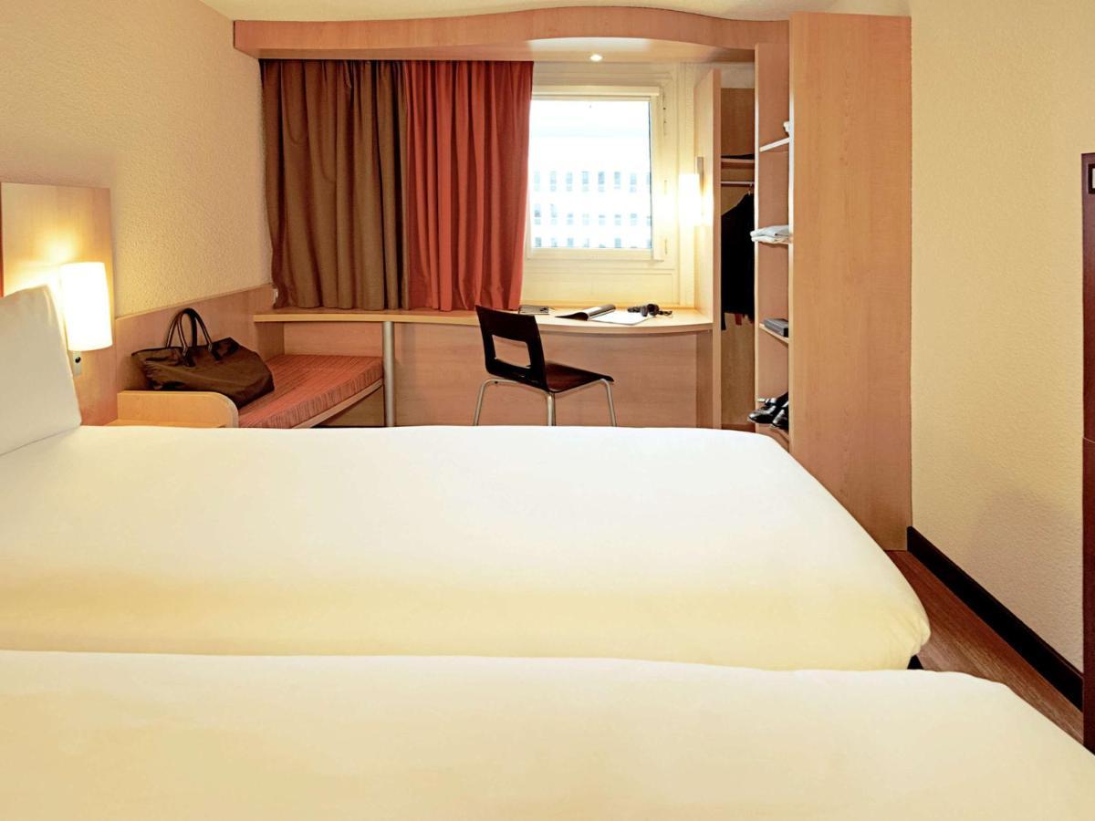 Ibis Centre 3*